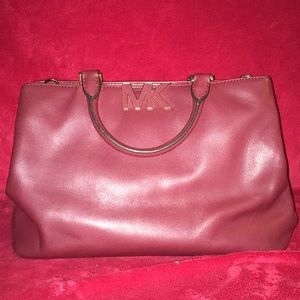 MICHEAL KORS SATCHEL